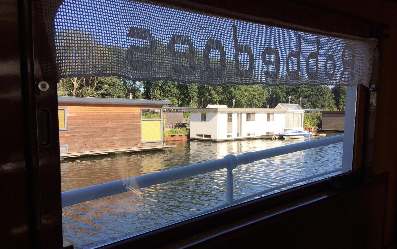 B&B Woonschip Robbedoes Αμερσφόρτ Εξωτερικό φωτογραφία
