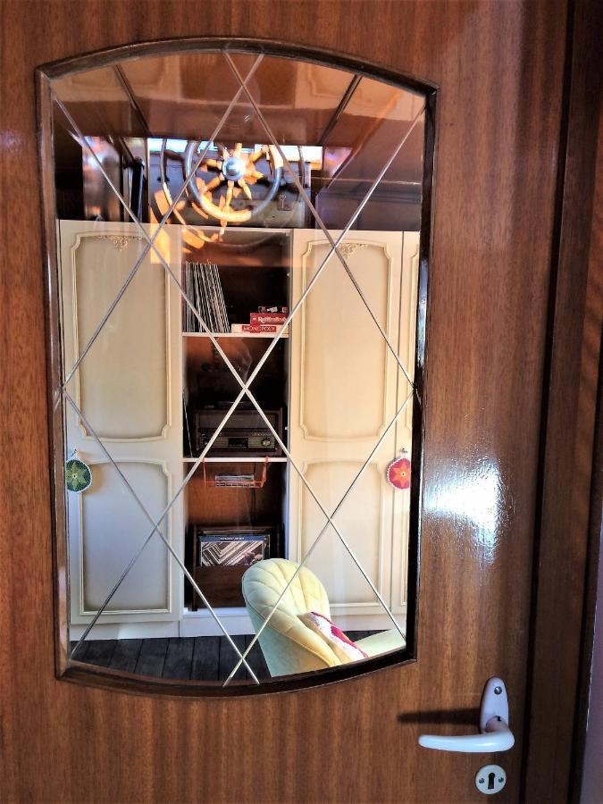 B&B Woonschip Robbedoes Αμερσφόρτ Εξωτερικό φωτογραφία