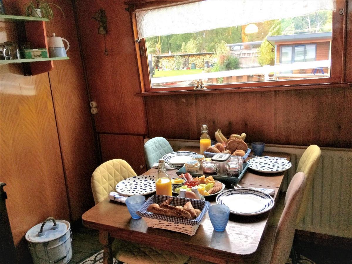 B&B Woonschip Robbedoes Αμερσφόρτ Εξωτερικό φωτογραφία