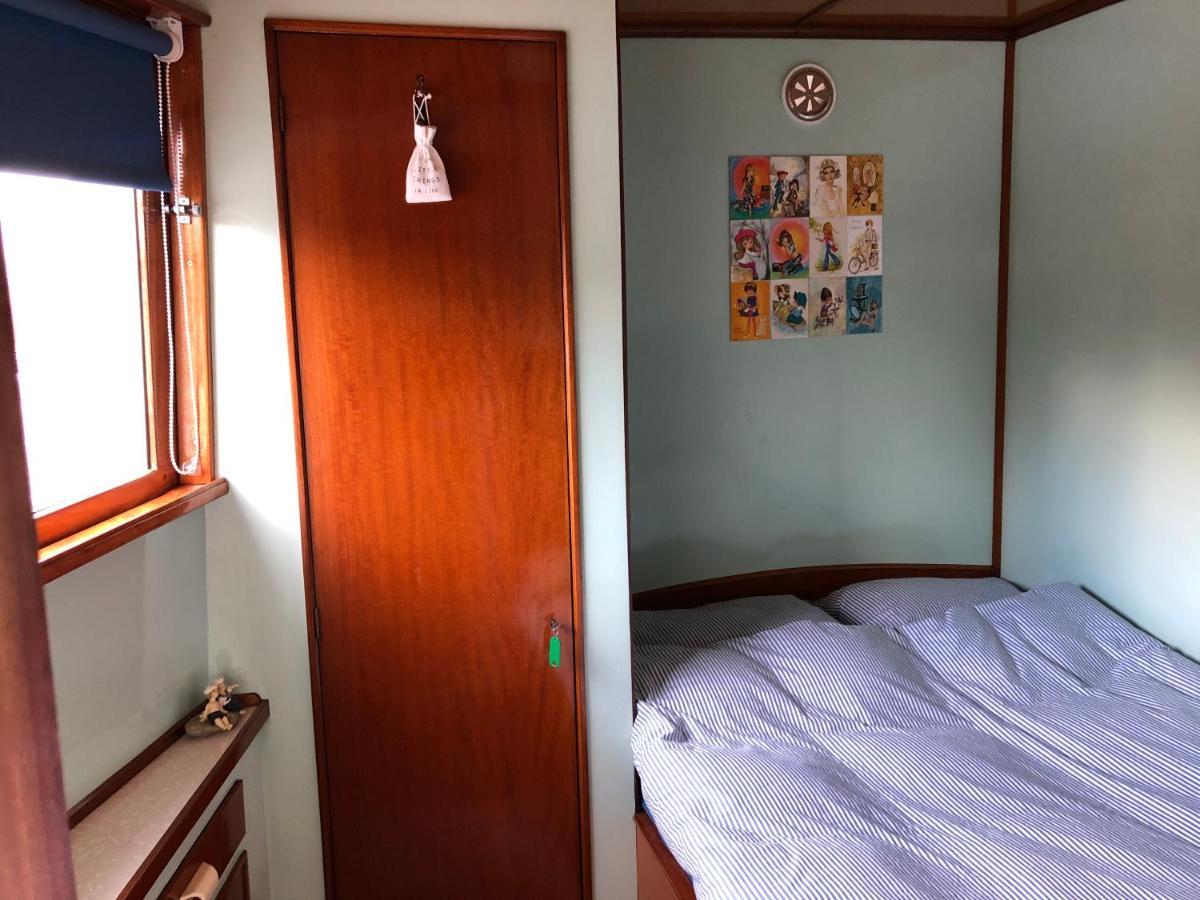 B&B Woonschip Robbedoes Αμερσφόρτ Εξωτερικό φωτογραφία